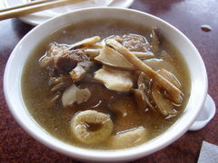 -东巴谷野生菌火锅餐厅