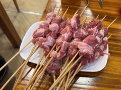 -哈尔滨小酒馆·鲜肉现穿自助烧烤(康新花园店)