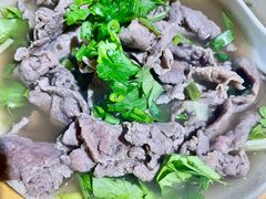 -大众跷脚牛肉馆·非遗传承单位(峨眉山店)