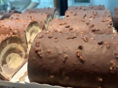 -Dough&Joe团憩(瑞虹天地月亮湾店)