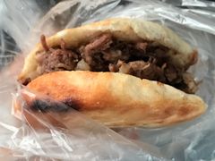 -老西关黄老太牛肉烧饼
