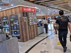 -罗湖口岸交通楼-停车场
