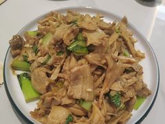 -何适山庄 ·可团建(水长城P2停车场店)