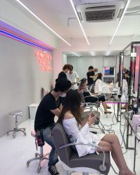 -SWANK SALON