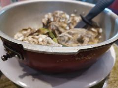 高压锅生蚝-鑫正兴东北烧烤(滨湖店)