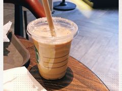 -星巴克臻选(南京金茂览秀城店)