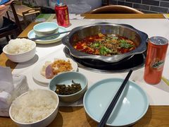 -川囧肥肠鸡·美蛙鱼锅(平高广场店)