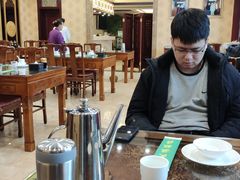 大堂-民族饭荘(新华大街店)