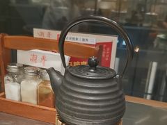 -潮界(凯德晶萃店)