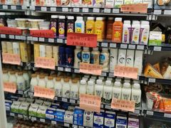 零售区-全家便利店(上体场站店)