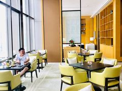 -深圳温德姆至尊酒店·大堂吧·户外花园