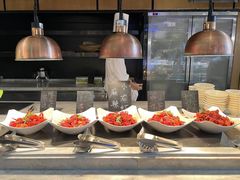 -飨食汇全日制餐厅·昆山皇冠假日酒店(九方店)