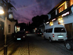 -汉庭(杭州灵隐寺龙井路店)