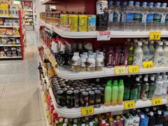 零售区-好特卖HotMaxx(杭州滨江宝龙城店)