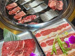 -何发发和牛烧肉·鳗鱼榴莲放题自助(乐峰广场店)