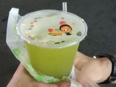 -六合夜市