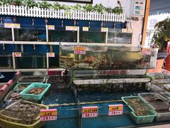 水产区-鑫悦楼煎蟹·16年海鲜大排档