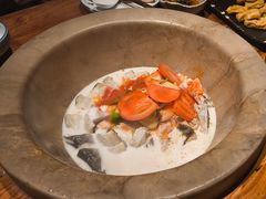 -滇香肴·云南菜蒸汽石锅鱼(云南北路店)