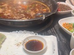 -老船舫·现做活鲜鱼馆(东郊记忆店)