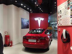 -TESLA 特斯拉(北京颐堤港体验店)