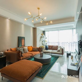 丁香园小区138平米现代轻奢风格装修实景图