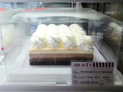 -红宝石·鲜奶小方·海派西点房(南翔店)