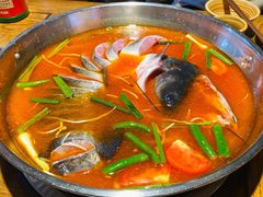-快活林酸汤鱼鲜品火锅店(甲秀楼店)