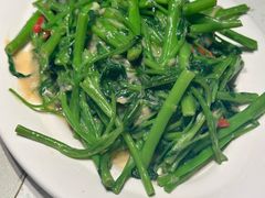 -肥仔文澳门猪骨煲(南京西路店)