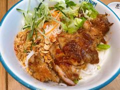 香茅烤鸡扒捞檬粉-越小品·越南餐厅(万科里店)
