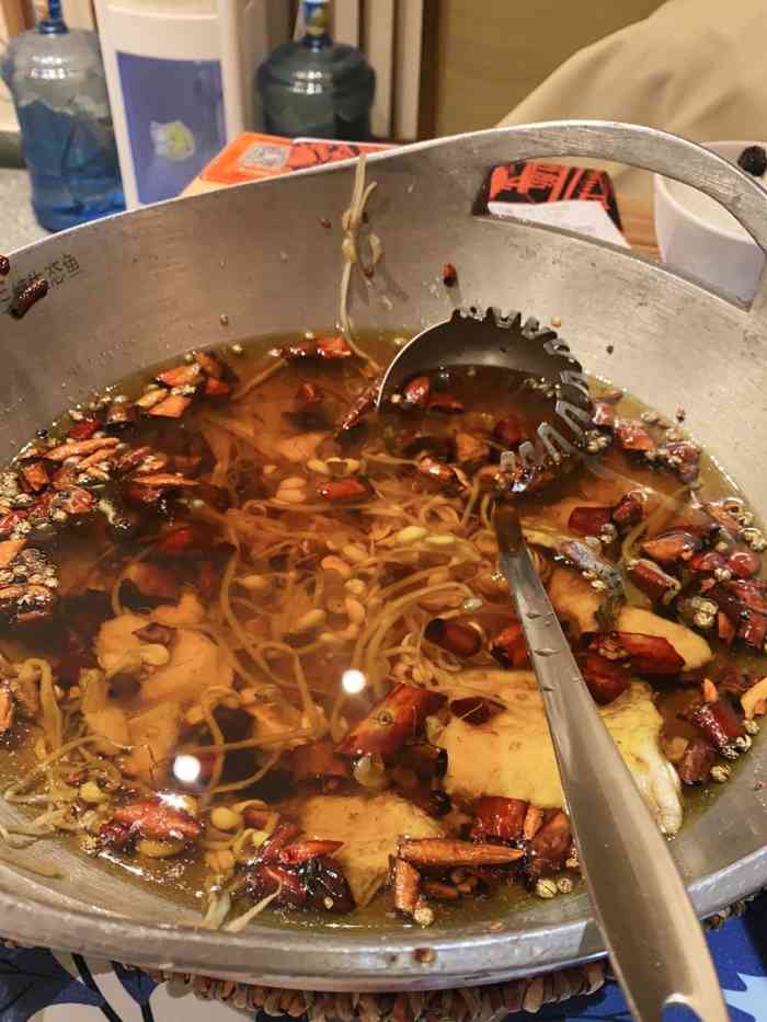 今天我们来到了位于上海市宝山区的宝龙广场(三号线宝杨路站)三楼的