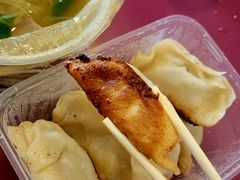 -黄阿姨锅贴大王(万航渡路店)