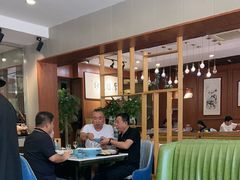-高玛纳驴肉火烧(一世界店)