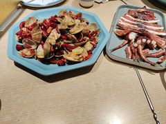 -街角等你.大连海鲜烧烤.经典铁板海鲜串(西安路店)