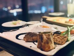 -西安皇冠假日酒店·B&G51餐厅