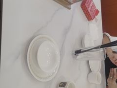 -香港新曜记·粤菜点心(滨江宝龙店)