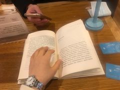 -猫的天空之城概念书店(杭州南宋御街店)