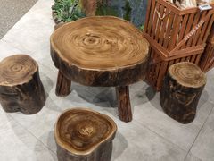 -三只松鼠