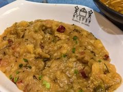 -香巴拉云南餐厅(华莱坞店)