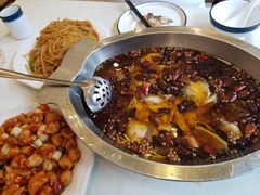 -鑫巴蜀小镇 · 水煮鱼专研店(玉桥店)