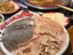 -沸炉重庆老火锅(军事博物馆店)