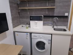 -魔方公寓青年社区(恒丰路店)