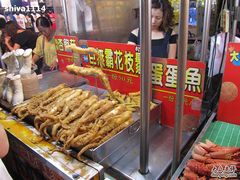 -六合夜市