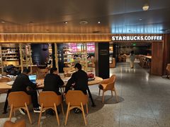 -星巴克臻选(国贸商城首店)