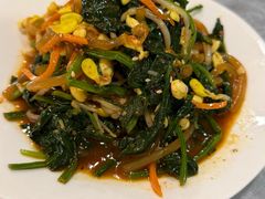 -汗腾格里·风味餐厅(新疆驻京办店)
