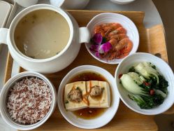 点击看大图 -宝媛会月子中心(越秀店)