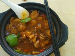 -董姑娘黄焖鸡米饭(辉县店)