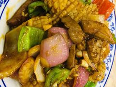 -江城燕子大排档(江汉路步行街店)