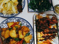 -马克力木手抓炕锅烤羊肉(盐湖一小区店)