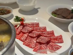 -洋房火锅(上海新天地南北里店)