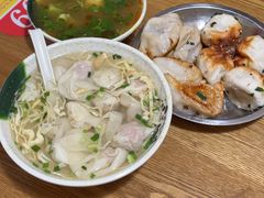 -黄阿姨锅贴大王(万航渡路店)